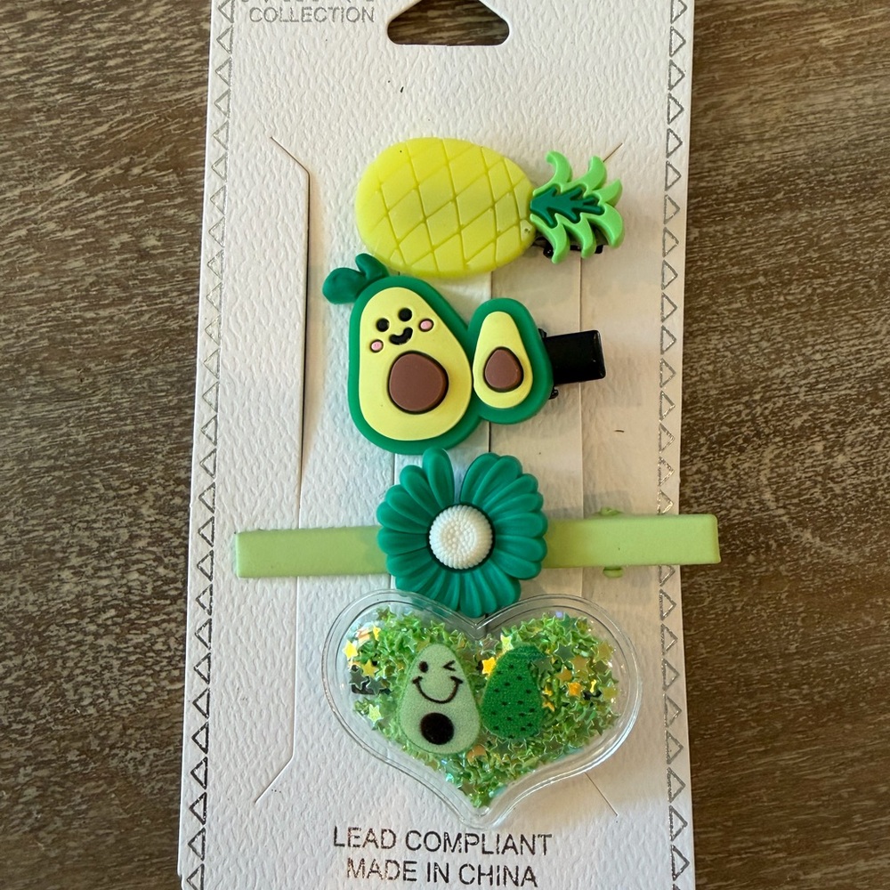 Set of 4 - Kids playful Avocado Hair Clips - Green